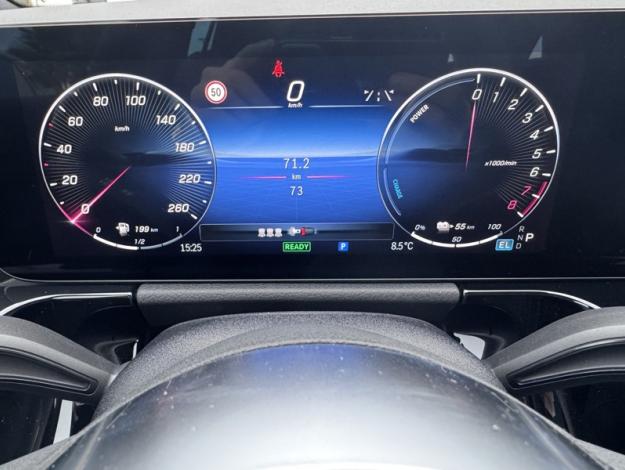 MERCEDES-BENZ GLA 250 e Hybrid EQ Business Line  GLA 250 e Hybrid EQ Business Line