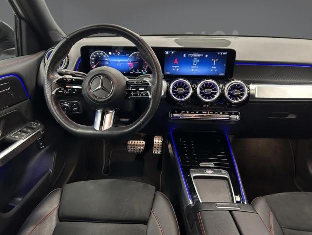 MERCEDES-BENZ GLB 200 d  