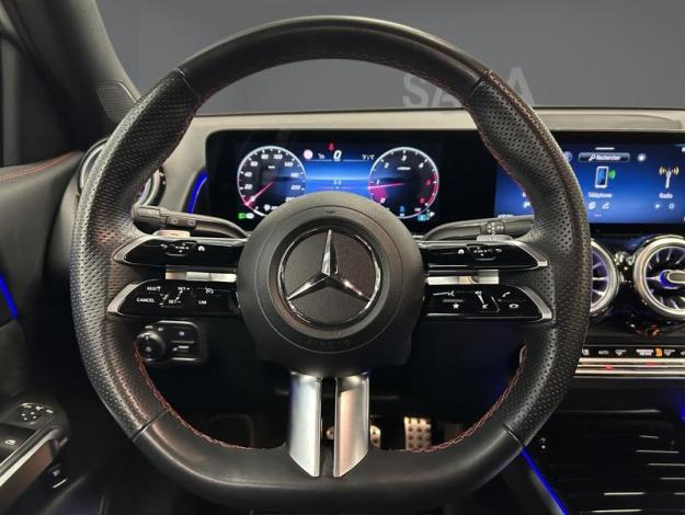 MERCEDES-BENZ GLB 200 d  