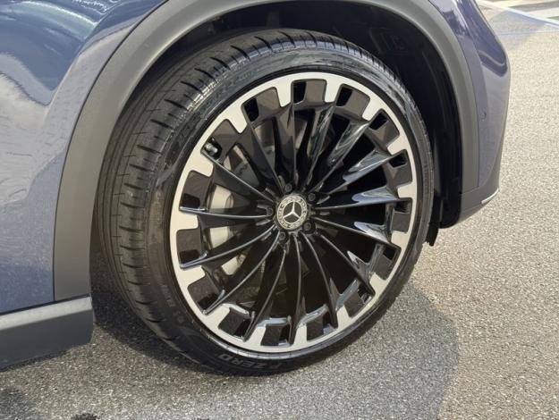 MERCEDES-BENZ EQE SUV 350+ AMG Line Toit Pano Burmester  