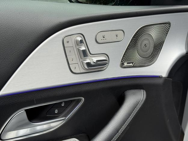 MERCEDES-BENZ GLE 300 d 4MATIC AMG Airmatic Attelage Burmester  