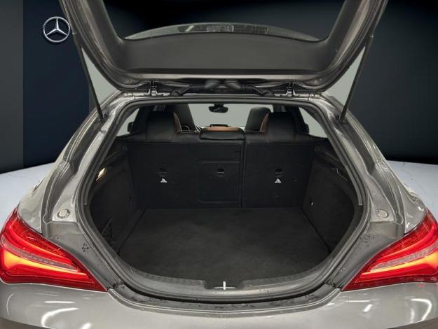 MERCEDES-BENZ CLA 180 SB AMG Line Toit Pano  