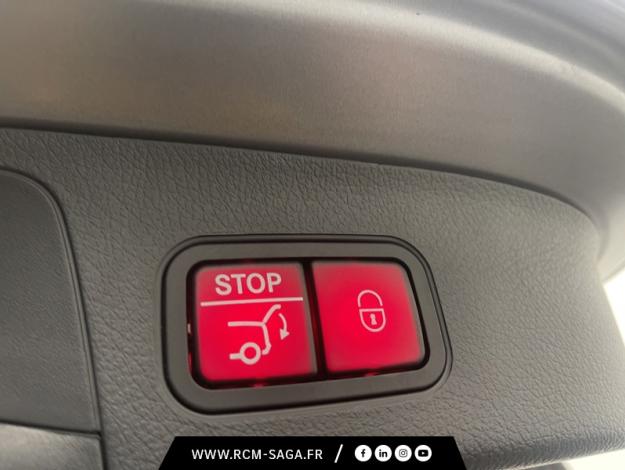 MERCEDES-BENZ GLA 200 d AMG Line  