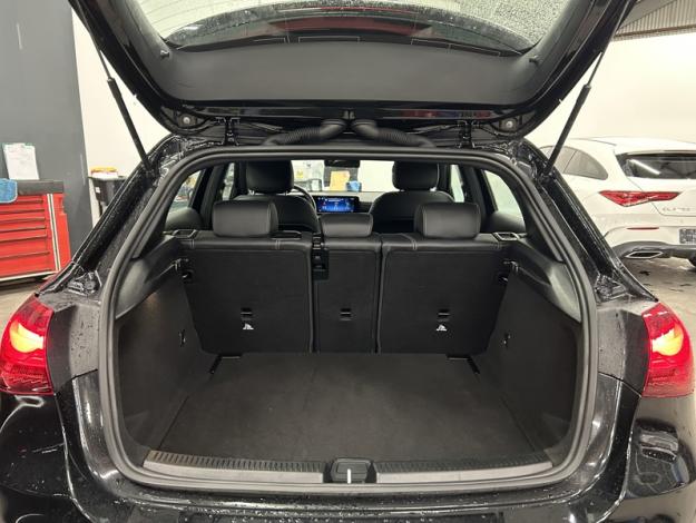 MERCEDES-BENZ A 180 Luxury Line  