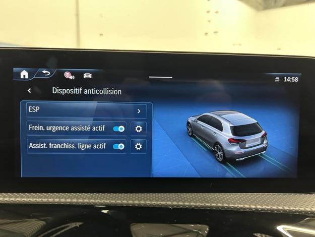 MERCEDES-BENZ A 180 Luxury Line  