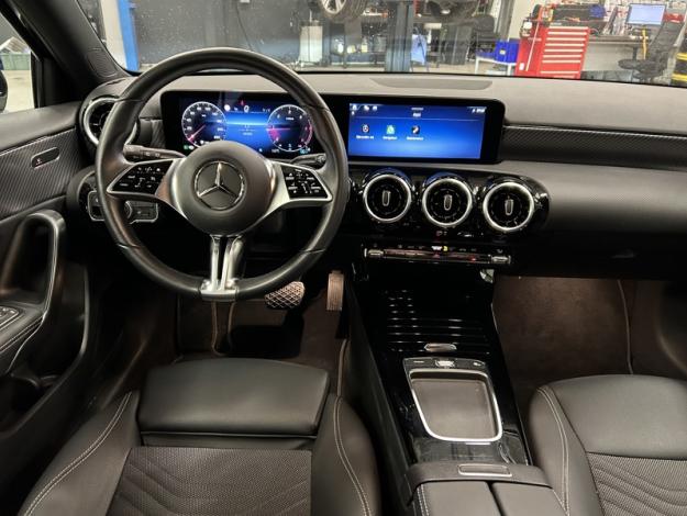 MERCEDES-BENZ A-Klasse A 180 d