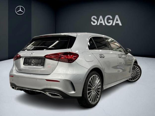 MERCEDES-BENZ A 250 e AMG Line Toit Pano 19p  