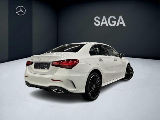 MERCEDES-BENZ A 250 e Berline AMG Pack Night  