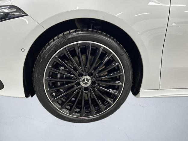 MERCEDES-BENZ A 250 e Berline AMG Pack Night  