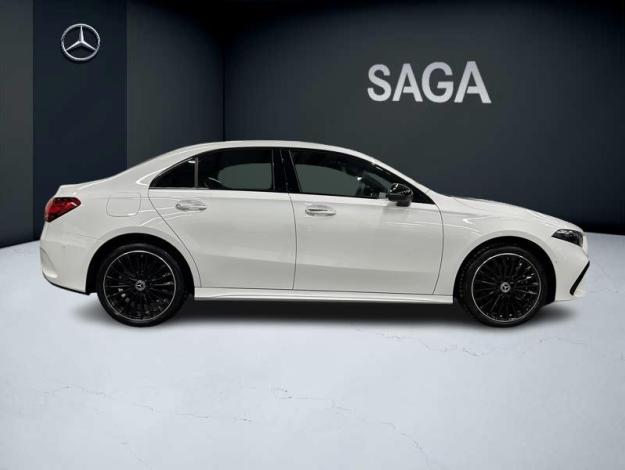 MERCEDES-BENZ A 250 e Berline AMG Pack Night  