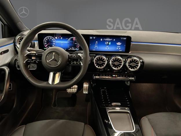 MERCEDES-BENZ A 250 e Berline AMG Pack Night  