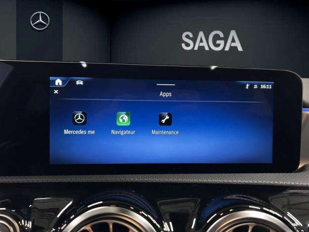 MERCEDES-BENZ A 250 e Berline AMG Pack Night  