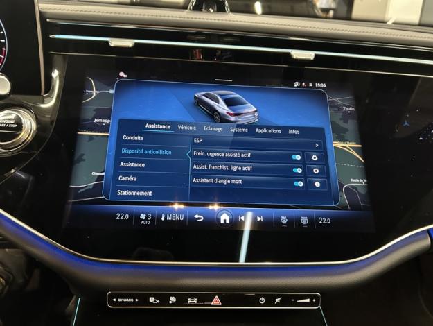 MERCEDES-BENZ E 300 de Berline AMG Hyperscreen Pano  