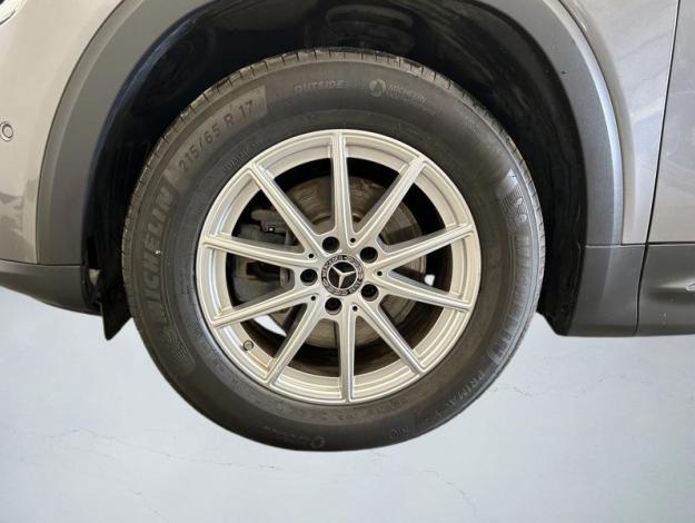 MERCEDES-BENZ GLB GLB 180 d Business Solution