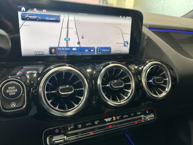 MERCEDES-BENZ GLA 180   Star Edition