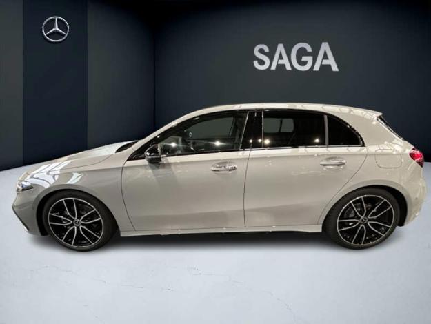 MERCEDES-BENZ A 180 d  AMG Line