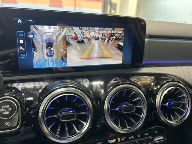 MERCEDES-BENZ A 180 d  AMG Line