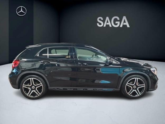 MERCEDES-BENZ GLA 180 AMG Pack Night  