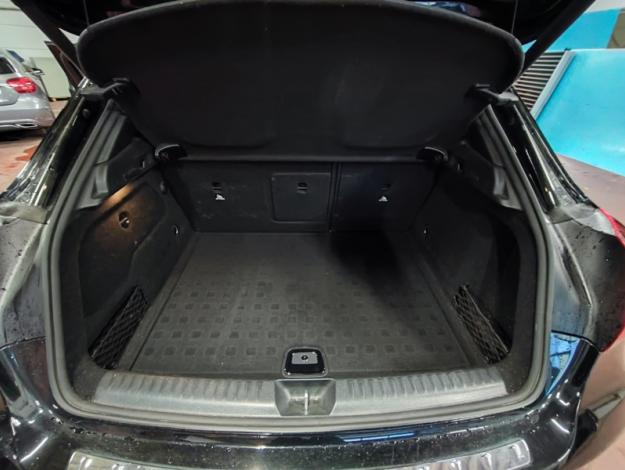 MERCEDES-BENZ GLA 180 AMG Pack Night  