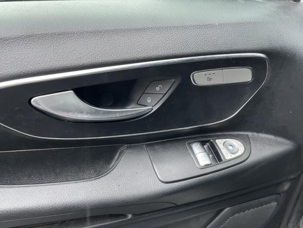 MERCEDES-BENZ Vito Vito 124 CDI 4x4 Mixto L2