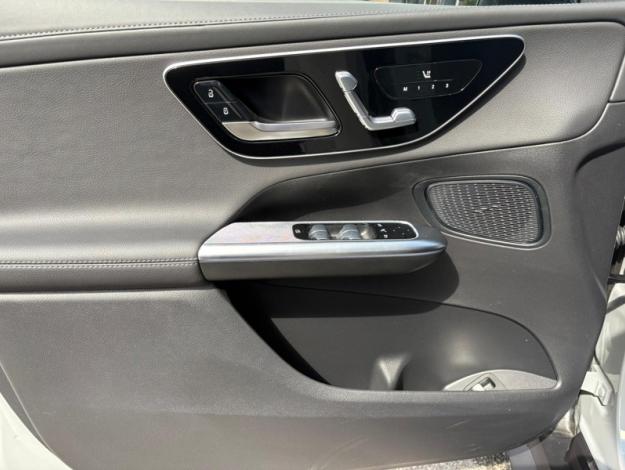 MERCEDES-BENZ GLC 300 e 4M AMG Pack Night Pano Attelage  