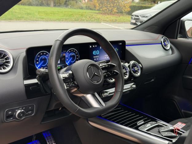 MERCEDES-BENZ EQA EQA 300 4MATIC