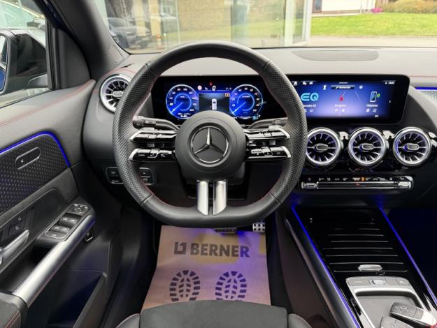 MERCEDES-BENZ EQA EQA 300 4MATIC