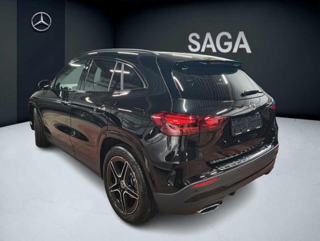 MERCEDES-BENZ GLA-Klasse GLA 180 Off-Roader
