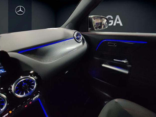 MERCEDES-BENZ GLA-Klasse GLA 180 Off-Roader