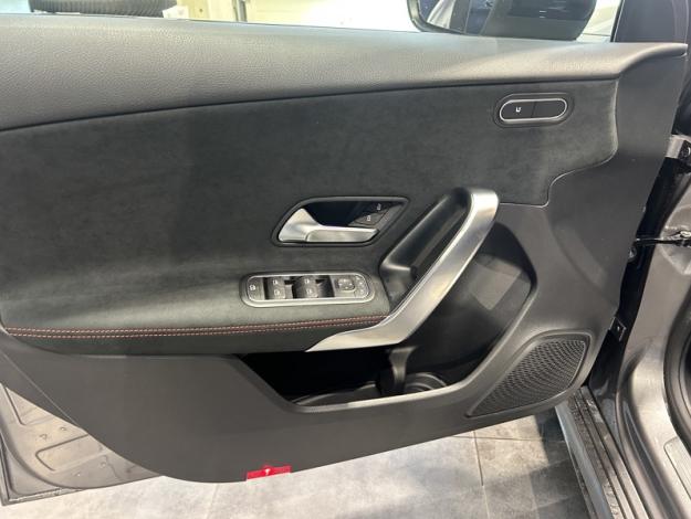 MERCEDES-BENZ A 180   Star Edition