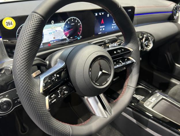 MERCEDES-BENZ CLA 180 Coupé  Star Edition