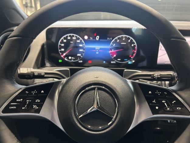 MERCEDES-BENZ GLB 180 GLB 180 Cyber Edition  Cyber Edition