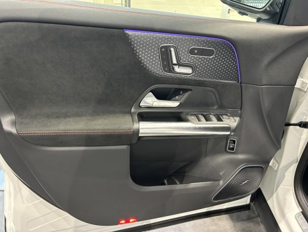 MERCEDES-BENZ EQA 250 +  Business Star Edition