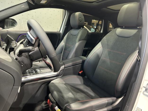 MERCEDES-BENZ EQA 250 +  Business Star Edition