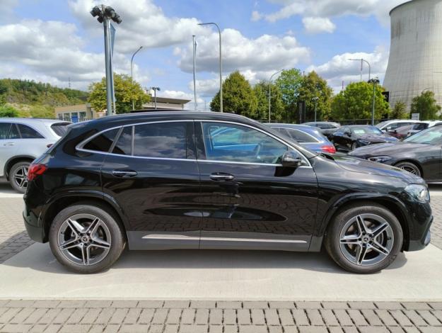 MERCEDES-BENZ GLA 180 d AMG Line - SAGA Huy (+32 85 23 69 00) 
