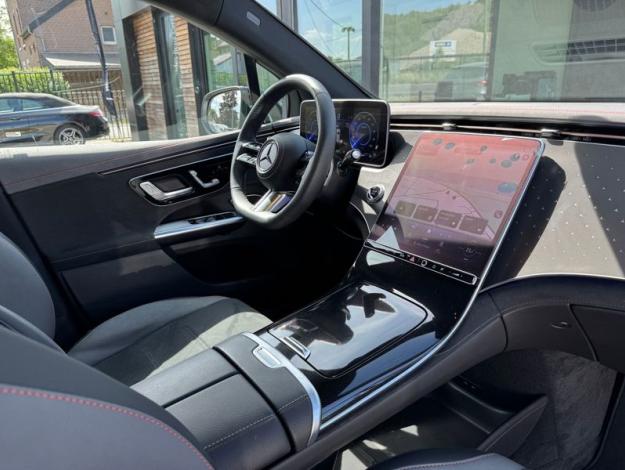 MERCEDES-BENZ EQE SUV 350 4MATIC AMG Line - 4 ANS GARANTIE   