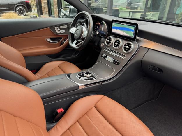 MERCEDES-BENZ C-Klasse C 200 Coupé 4MATIC AMG Line
