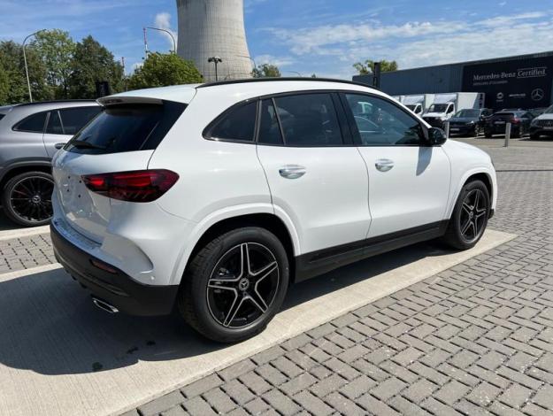 MERCEDES-BENZ GLA 180 Star Edition - SAGA Huy (+32 85 23 69 00) 