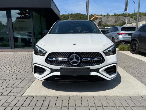 MERCEDES-BENZ GLA 180 Star Edition - SAGA Huy (+32 85 23 69 00) 