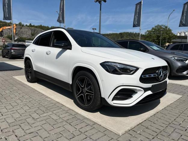 MERCEDES-BENZ GLA 180 Star Edition - SAGA Huy (+32 85 23 69 00) 