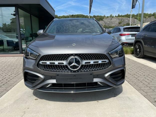 MERCEDES-BENZ GLA 180 Star Edition  - SAGA Huy (+32 85 23 69 00) 