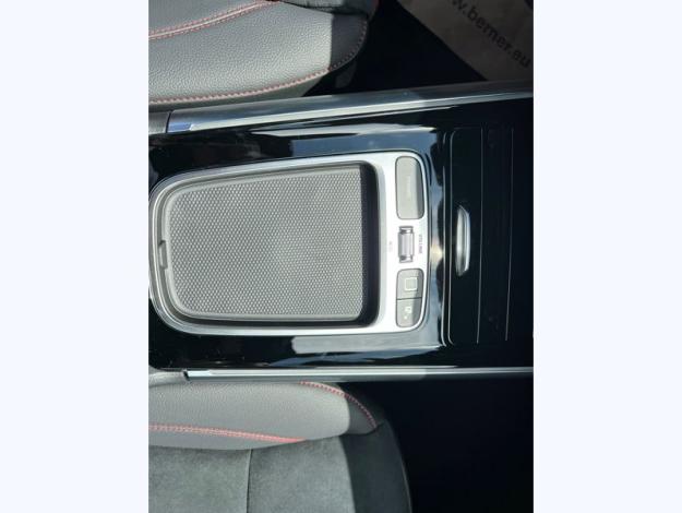 MERCEDES-BENZ GLA 180 Star Edition  - SAGA Huy (+32 85 23 69 00) 