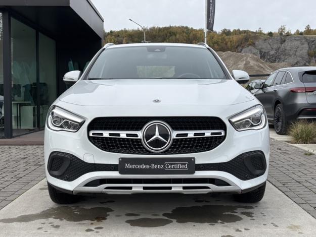 MERCEDES-BENZ GLA 180 d Luxury Line  