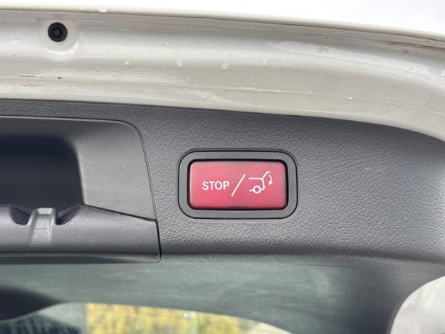 MERCEDES-BENZ GLA 180 d Luxury Line  