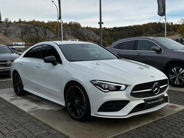 MERCEDES-BENZ CLA 200 d AMG Line    