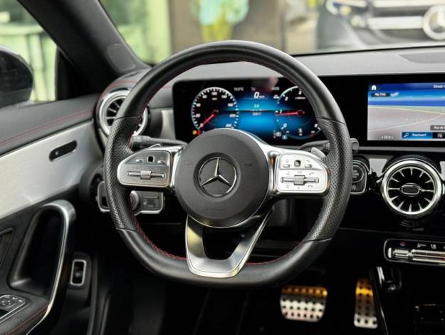 MERCEDES-BENZ CLA 200 d AMG Line    