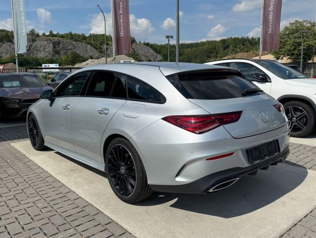 MERCEDES-BENZ CLA-Klasse CLA 180 d Shooting Brake