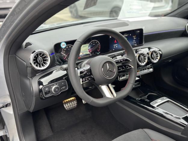 MERCEDES-BENZ A 180 Star Edition  