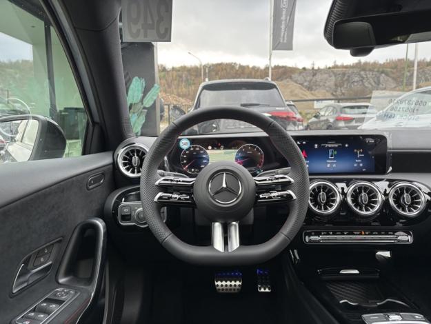 MERCEDES-BENZ A 180 Star Edition  