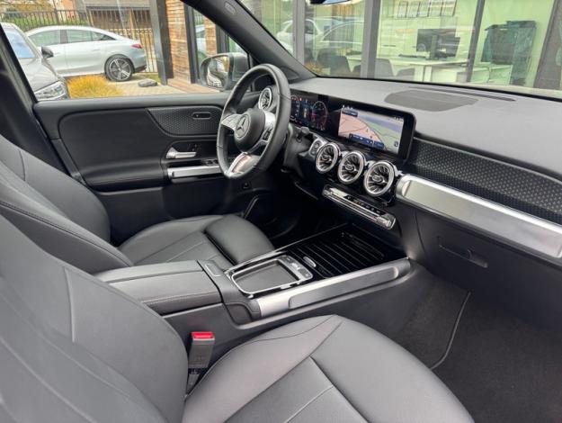 MERCEDES-BENZ GLB 180 d Luxury Line 7 Places   